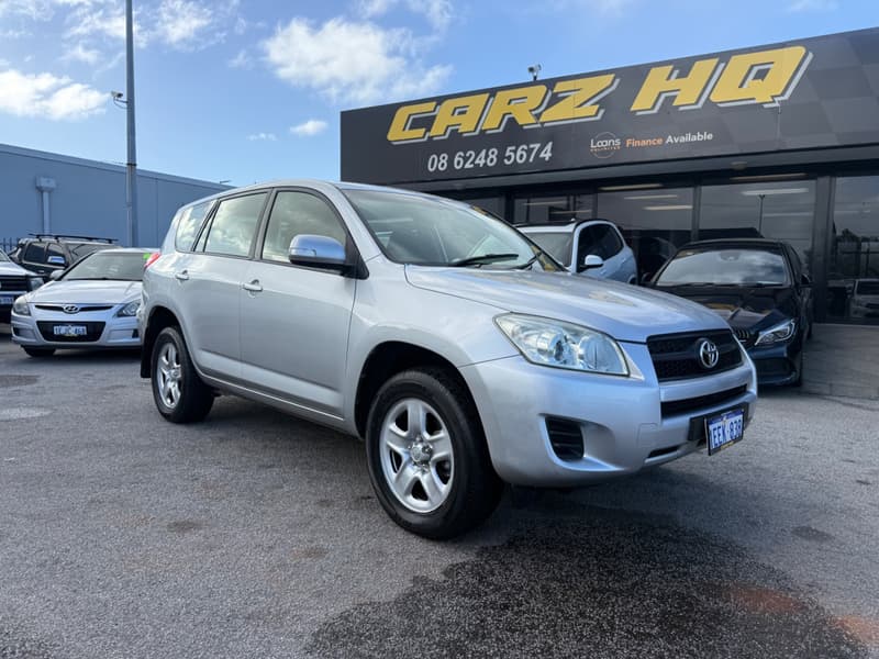 2013 Toyota RAV4 CV (4x4) Automatic  — primary photo