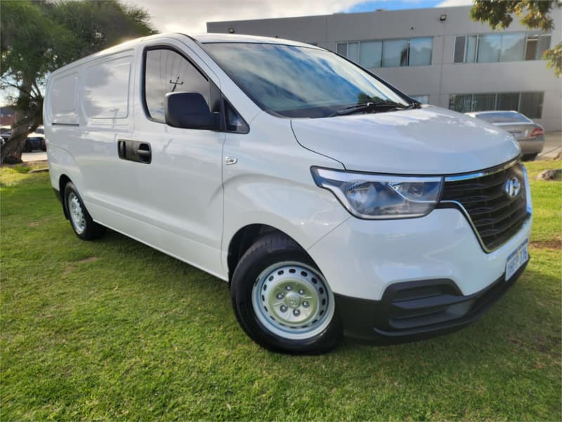 2020 Hyundai iLoad 3S LIFTBACK TQ4 MY21 — primary photo