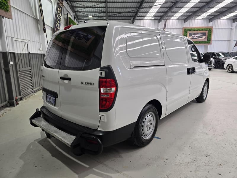 2019 Hyundai iLoad TQ4 photo 4