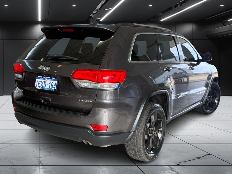 2015 Jeep Grand Cherokee Laredo WK photo 5
