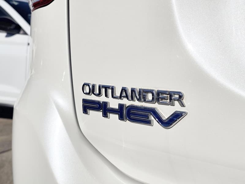 2019 Mitsubishi Outlander PHEV Exceed ZL Auto AWD MY19 photo 3