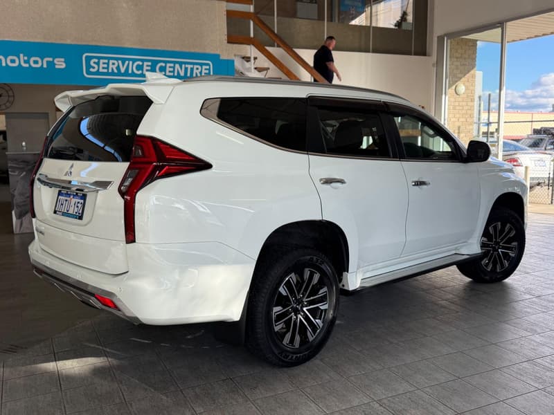 2022 Mitsubishi Pajero Sport QF Exceed Wagon 7st 5dr Spts Auto 8sp 4x4 2.4DT [MY22] photo 4