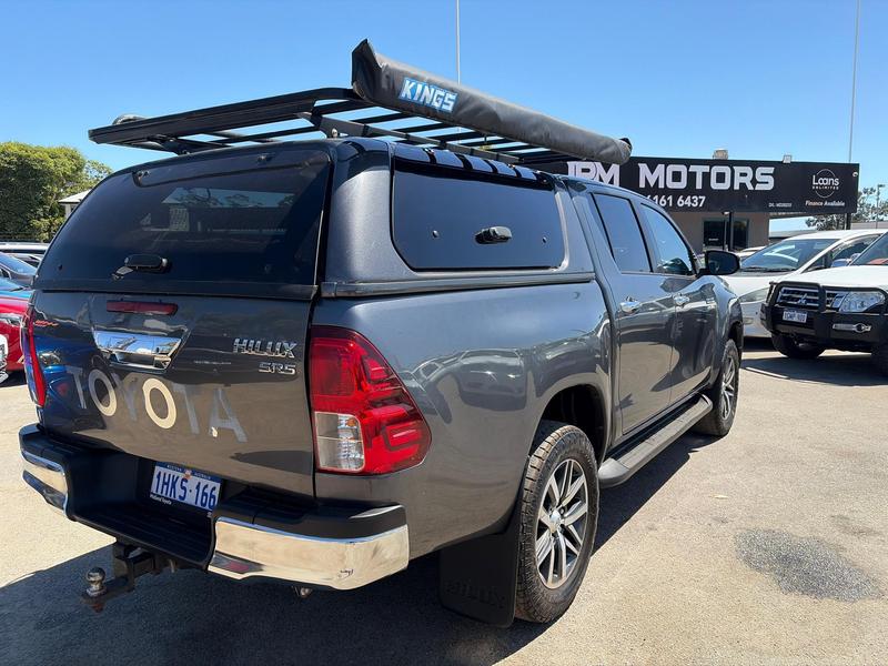 2017 Toyota Hilux SR5 GUN126R 4X4 photo 4