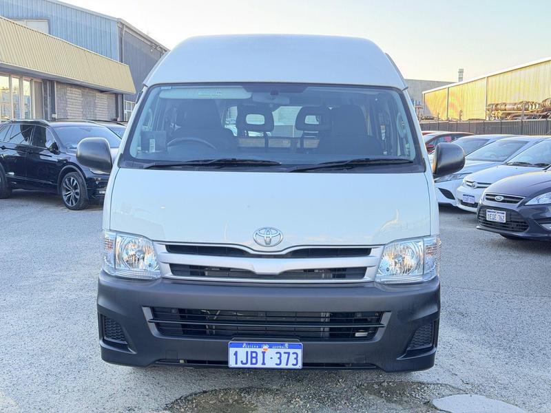 2011 Toyota Hiace COMMUTER TRH223R MY11 UPGRADE photo 2