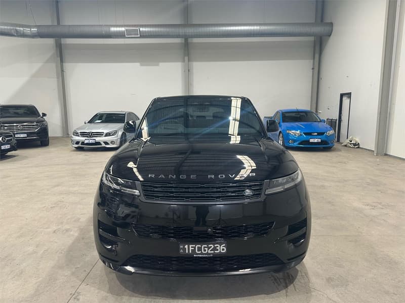 2024 Land Rover Range Rover Sport D350 Dynamic HSE L461 photo 2