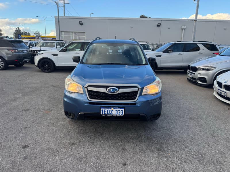 2014 Subaru Forester 2.5i S4 photo 5