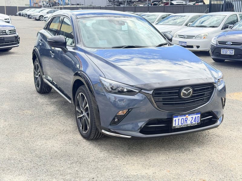 2024 Mazda CX-3 G20 Touring SP DK photo 3