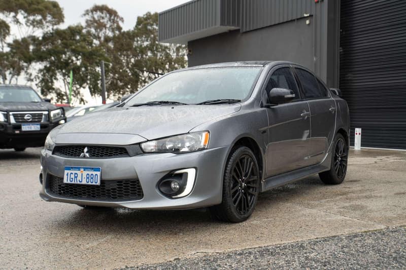 2017 Mitsubishi Lancer Black Edition CF photo 5