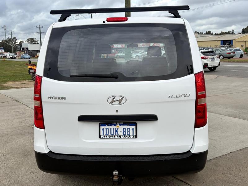 2011 Hyundai iLoad TQ-V photo 5