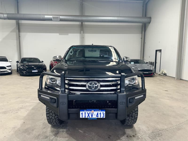 2015 Toyota Hilux SR5 GUN126R 4X4 photo 2