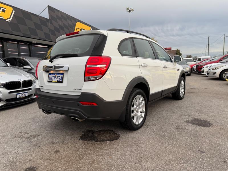 2016 Holden CAPTIVA ACTIVE 7 SEATER FROM $49 PER WEEK photo 3