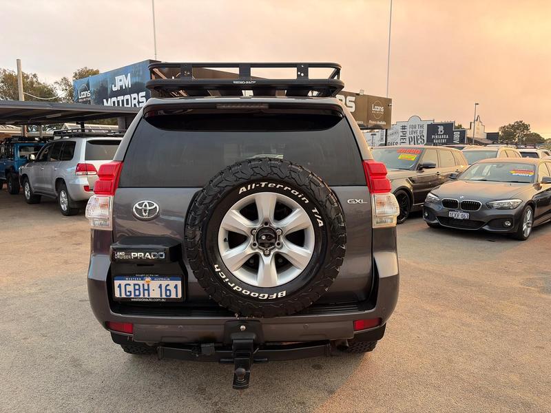 2013 Toyota Landcruiser GXL VDJ200R photo 5