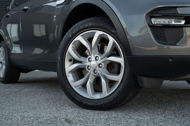 2019 Land Rover Discovery Sport TD4 110kW SE L550 photo 2