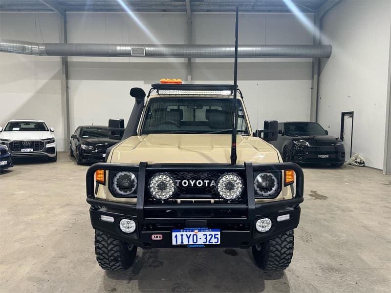 2020 Toyota Landcruiser Workmate VDJ79R 4X4 photo 2