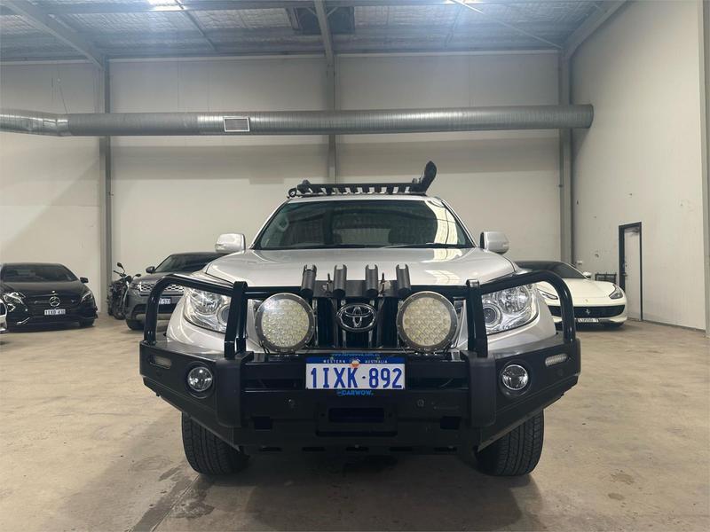 2012 Toyota Landcruiser Altitude VDJ200R photo 2