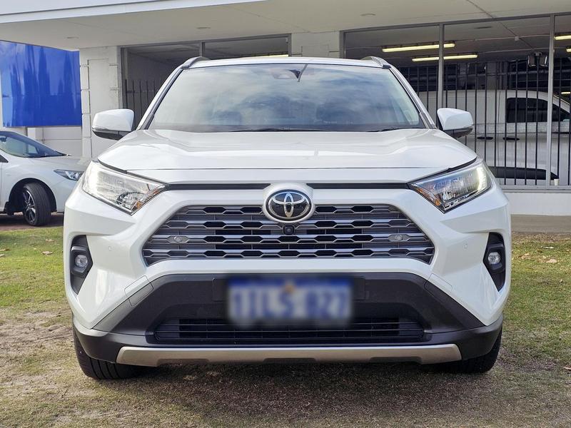 2022 Toyota RAV4 Cruiser Auto 2WD photo 2