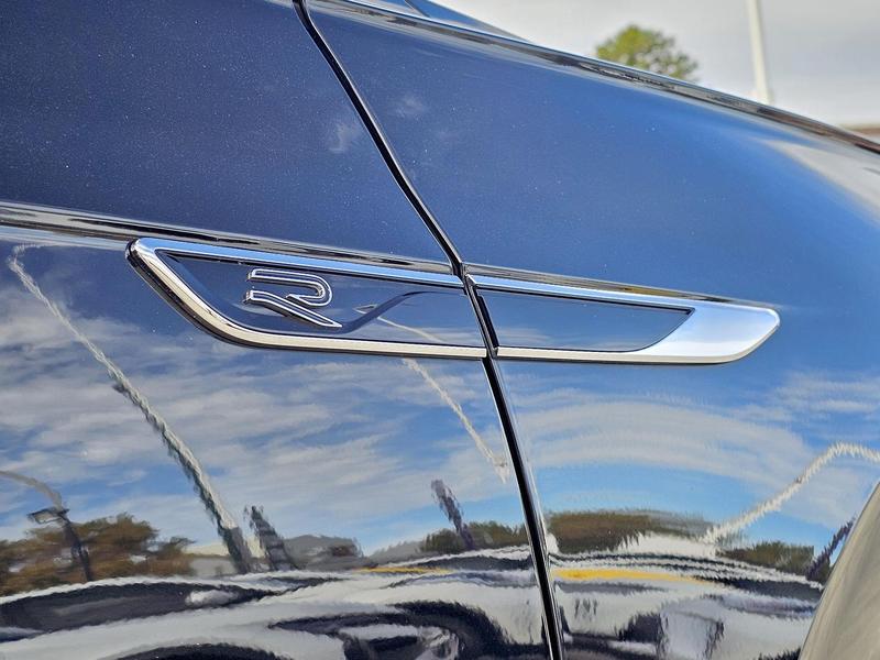 2022 Volkswagen Touareg 210TDI R-Line CR Auto 4MOTION MY22 photo 4