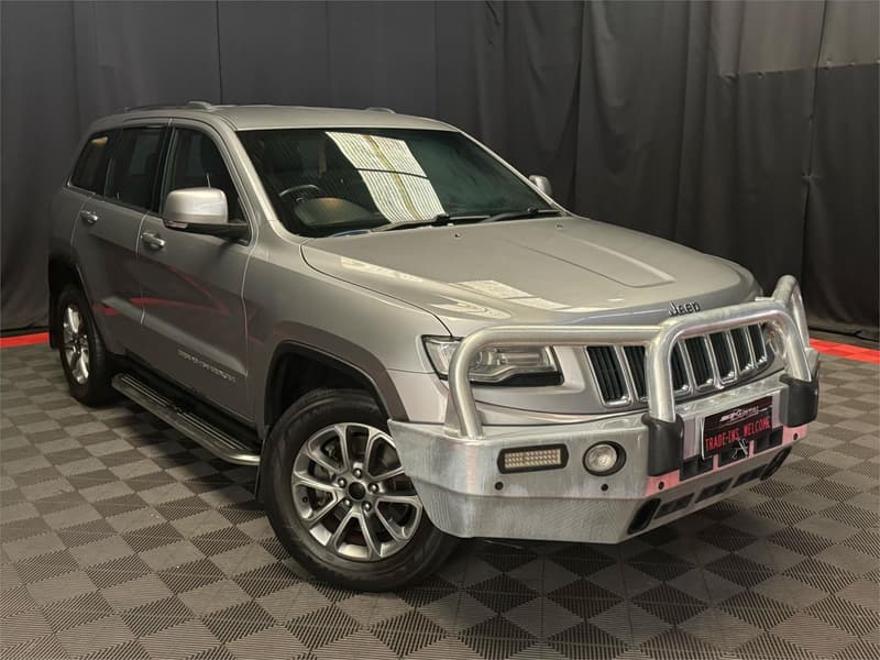 2013 Jeep GRAND CHEROKEE LAREDO (4x4) WK MY14 photo 3