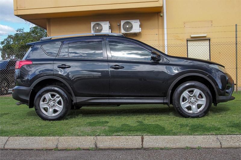 2014 Toyota RAV4 GX (2WD) ZSA42R photo 3