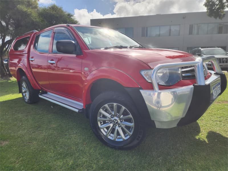 2014 Mitsubishi Triton GLX (4x4) MN MY15 4X4 photo 2