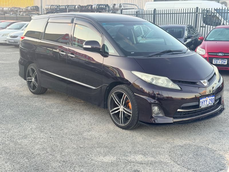 2011 Toyota ESTIMA AERAS G photo 3