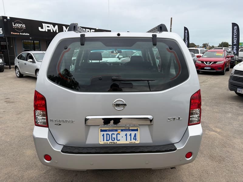 2009 Nissan Pathfinder ST R51 photo 5