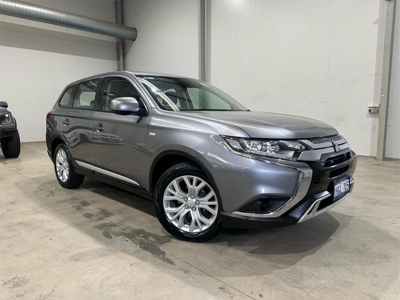 2020 Mitsubishi Outlander ES ZL photo 3