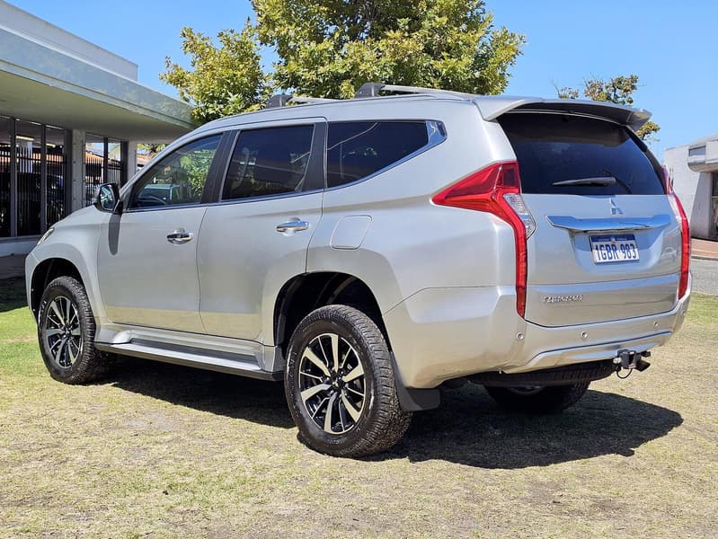 2016 Mitsubishi Pajero Sport GLS QE Auto 4x4 MY16 photo 4