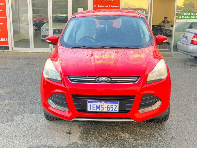 2014 Ford KUGA AMBIENTE (AWD) — primary photo
