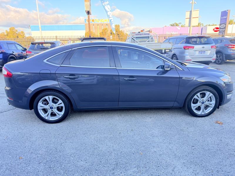 2014 Ford MONDEO ZETEC photo 4