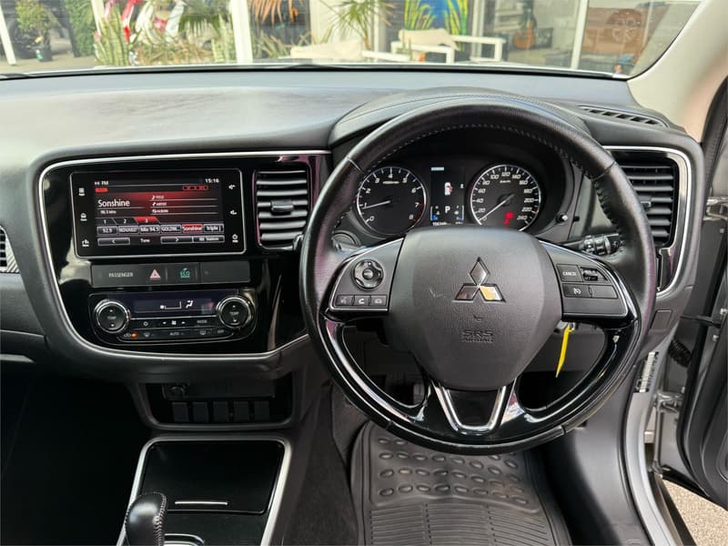 2017 Mitsubishi Outlander LS (4x4) ZK MY18 photo 4