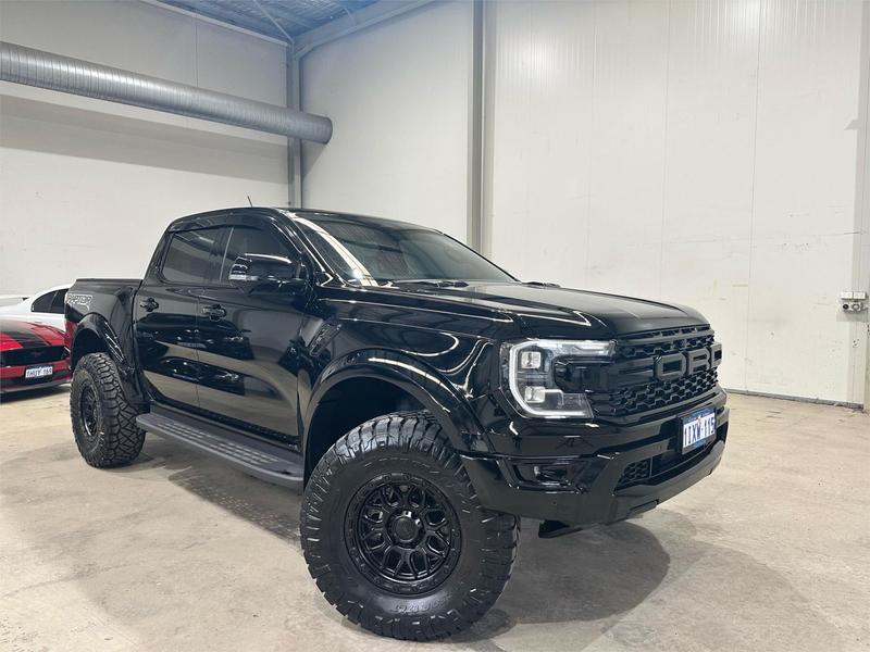 2025 Ford Ranger Raptor 4X4 3.0L photo 4