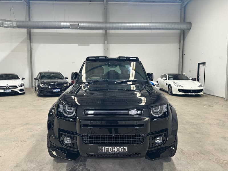 2025 Land Rover Defender 110 D350 X-Dynamic HSE L663 photo 3