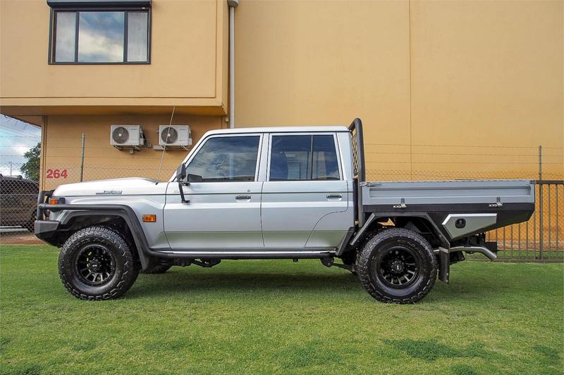 2025 Toyota Landcruiser GXL VDJL79R 4X4 photo 4