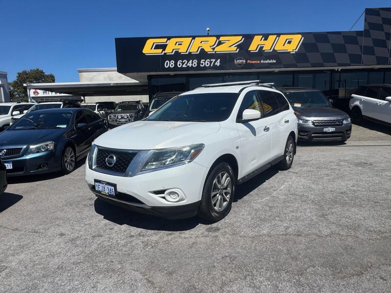 2014 Nissan Pathfinder ST R52 — primary photo