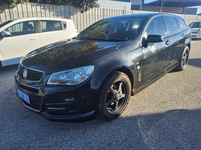 2013 Holden COMMODORE SV6 $9990 photo 3