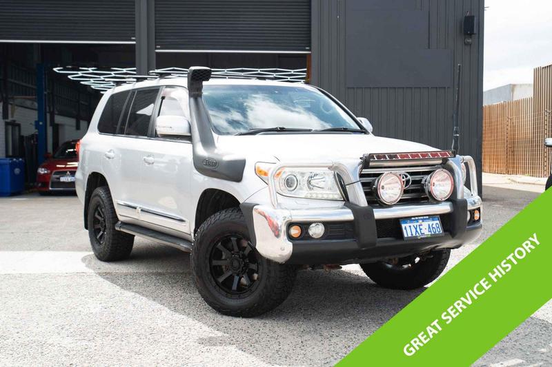 2015 Toyota Landcruiser Sahara VDJ200R