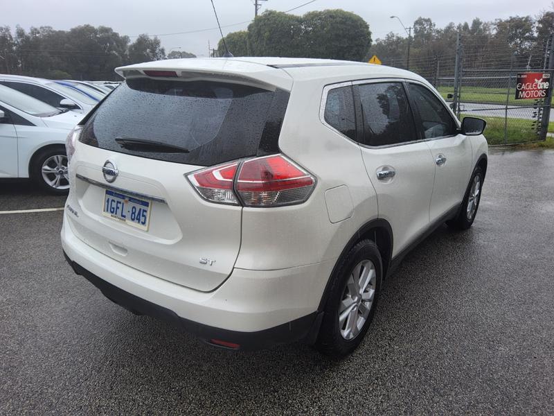 2017 Nissan X-TRAIL ST (FWD) 3 YEAR WARRANTY photo 4