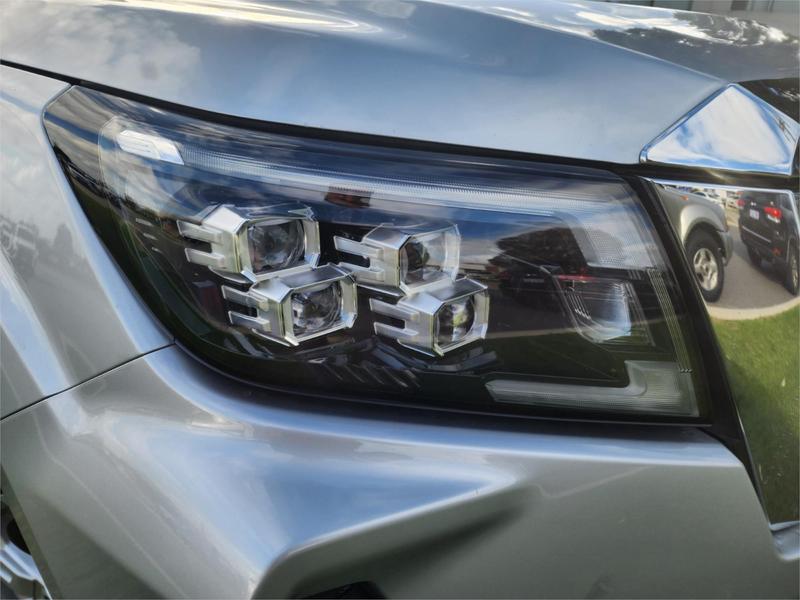 2021 Nissan Navara SL D23 4X4 photo 2