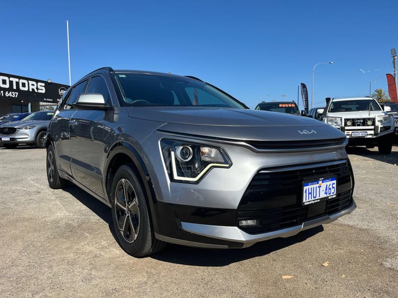 2022 Kia Niro PHEV S (HYBRID) DE MY22 DE photo 2
