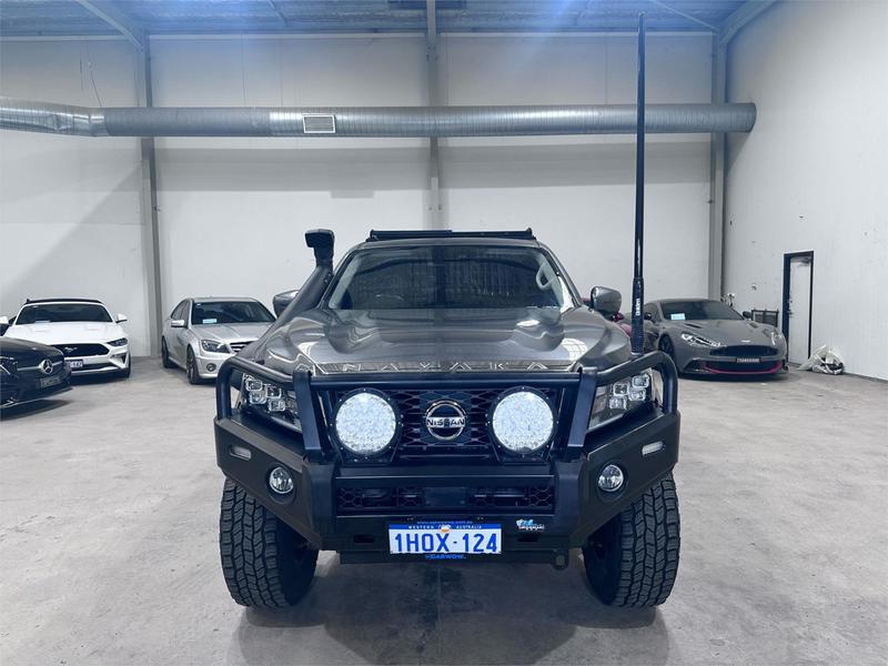 2022 Nissan Navara ST-X D23 4X4 photo 2