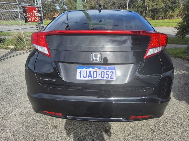 2013 Honda CIVIC VTi-S photo 5