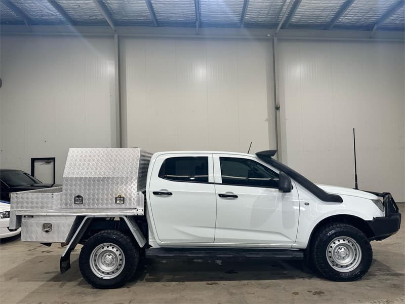 2020 Isuzu D-MAX SX 4X4 photo 4