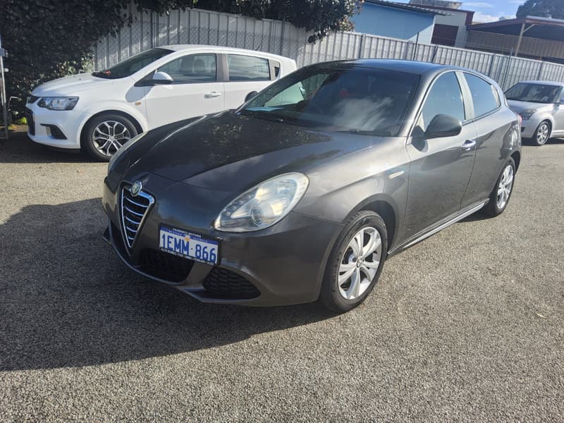 2014 Alfa ROMEO GIULIETTA PROGRESSION 1.4 *1-5 YEAR WARRANTY* photo 3