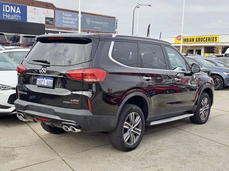 2023 LDV D90 Executive Auto 4x4 photo 5