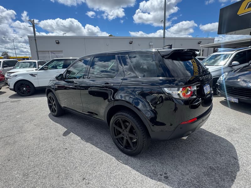2017 Land Rover Discovery Sport TD4 110kW SE L550 photo 3