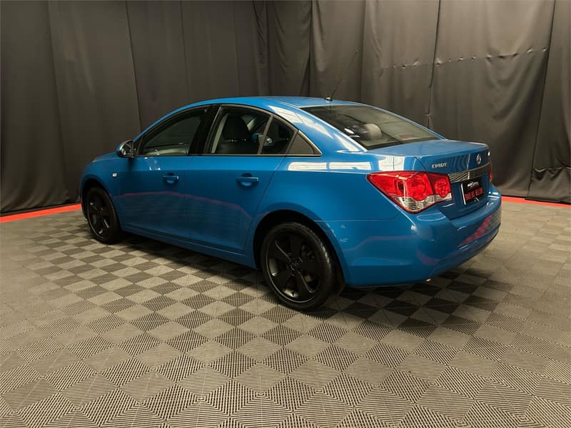 2014 Holden Cruze Equipe JH Series II photo 5
