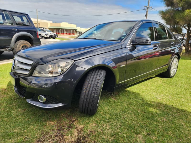 2011 Mercedes-Benz 250 AVANTGARDE BE W204 MY11 photo 4