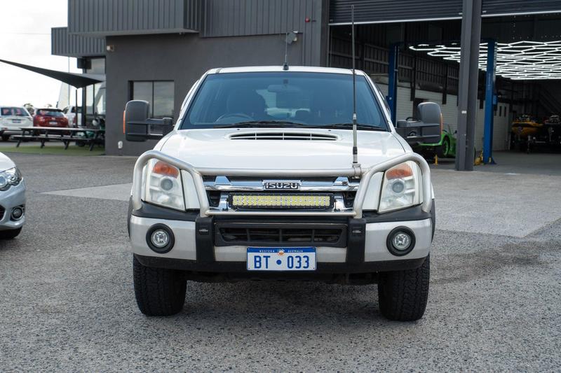2011 Isuzu D-MAX LS-U 4X4 photo 4