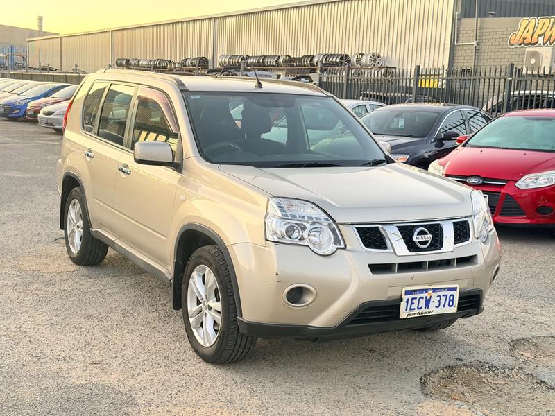 2013 Nissan X-TRAIL ST (FWD) photo 5